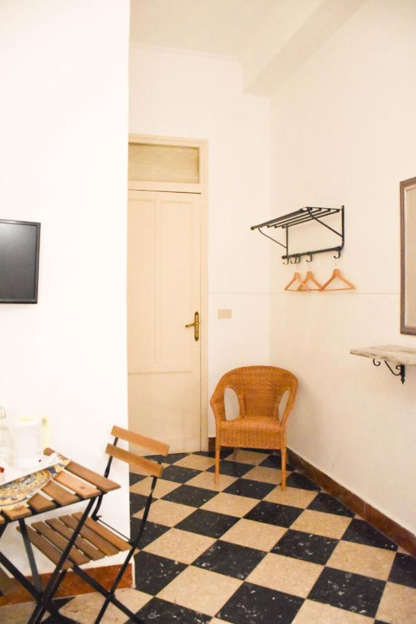 Casa Jolanda B&B Palerme Extérieur photo